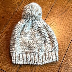 Cozy Knit Pom-Pom Beanie